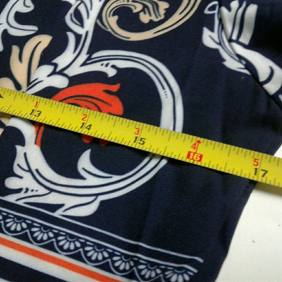 Abaya Traditional Retro Pattern Printed - Picture 5 of 8